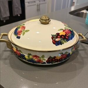 Floral Enamel Casserole Dish with Lid
